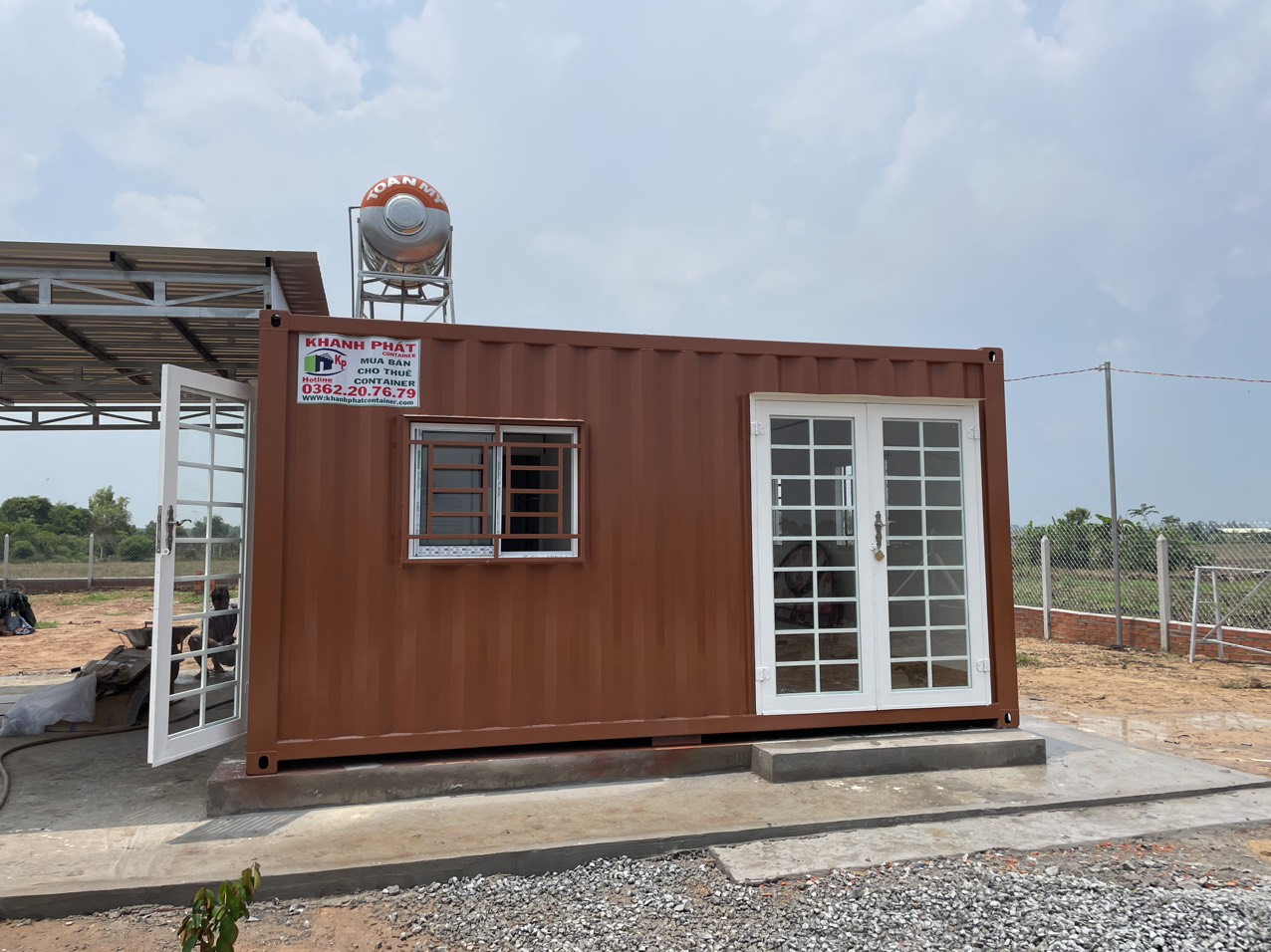 giá container
