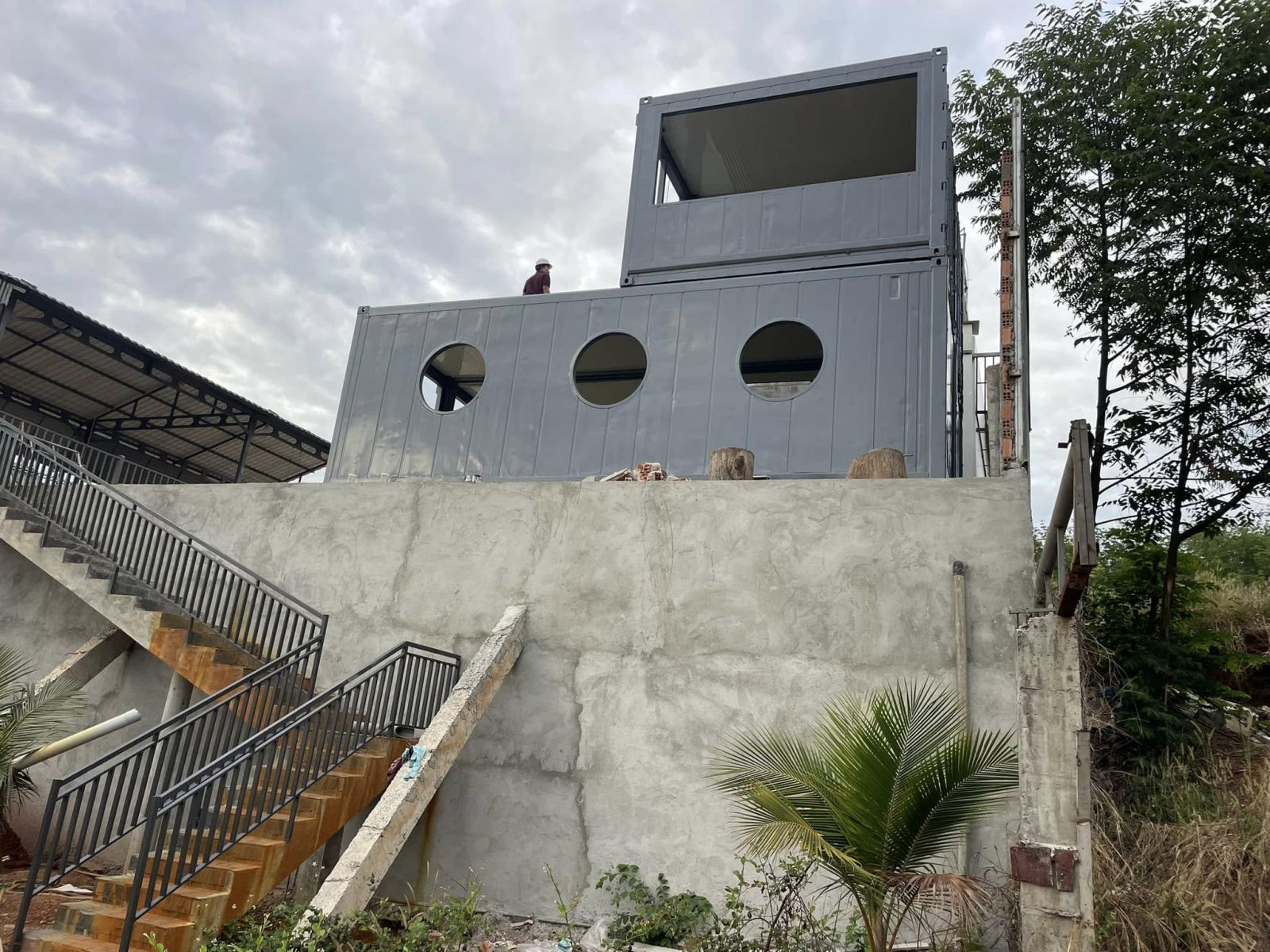 thiết kế container làm quán café