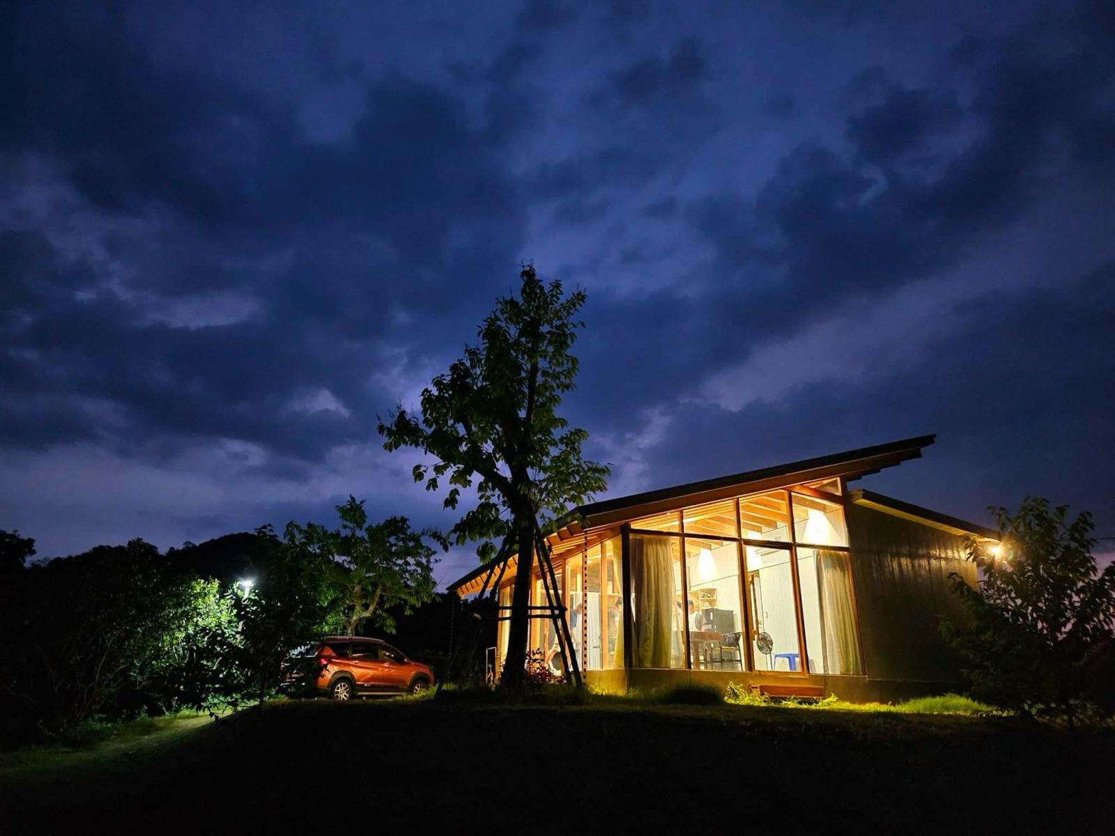 thiết kế container